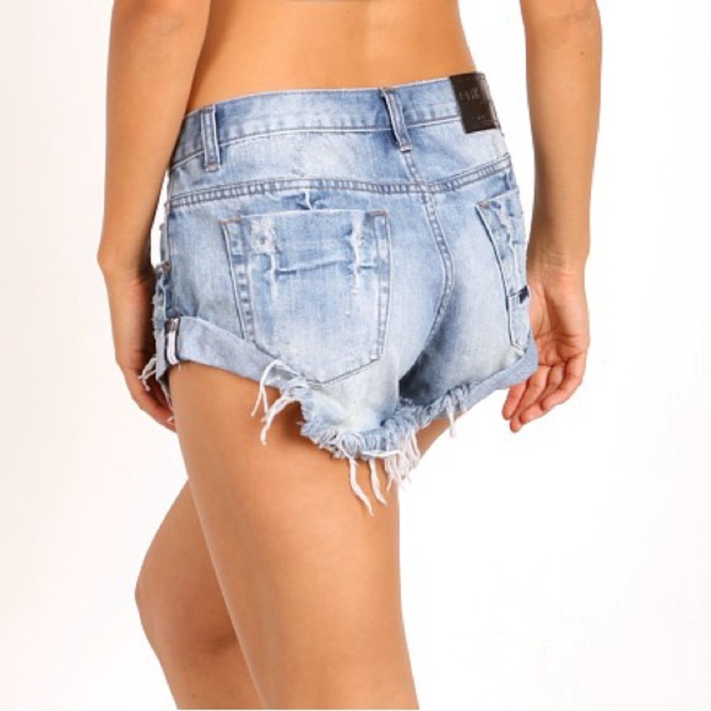 Oneteaspoon Denim Distressed Women Shorts